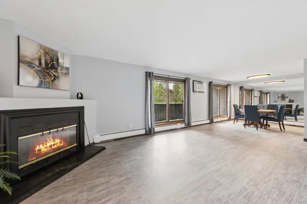 3440 Golfview Drive #121, Eagan, MN 55123