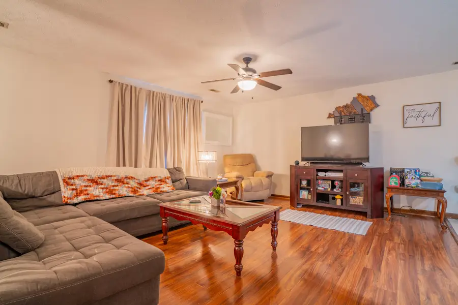 429 Cardinal Road, Russell, KY 41169 - Image #2