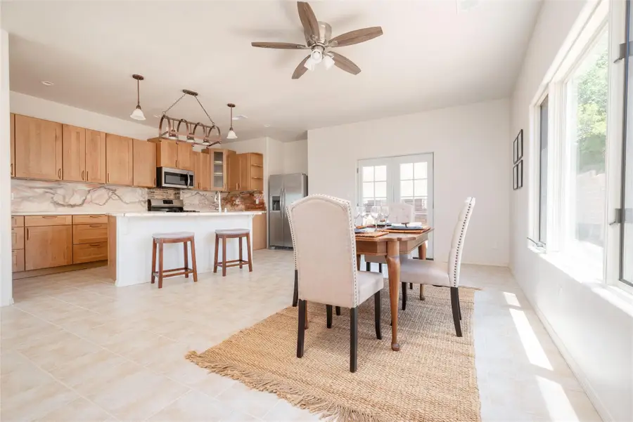 993 Calle Katarina, Santa Fe, NM 87505 - Image #2