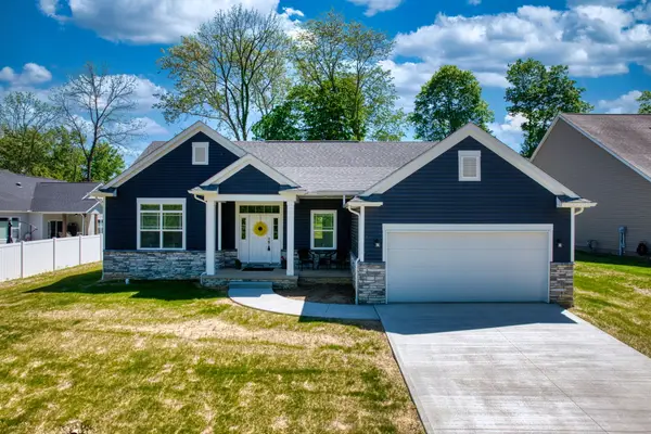 1725 Pleasantview Drive, Lancaster, OH 43130