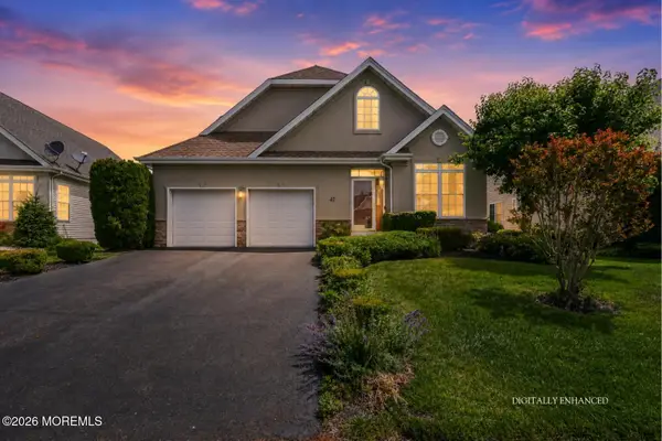 47 Yates Road, Manalapan, NJ 07726
