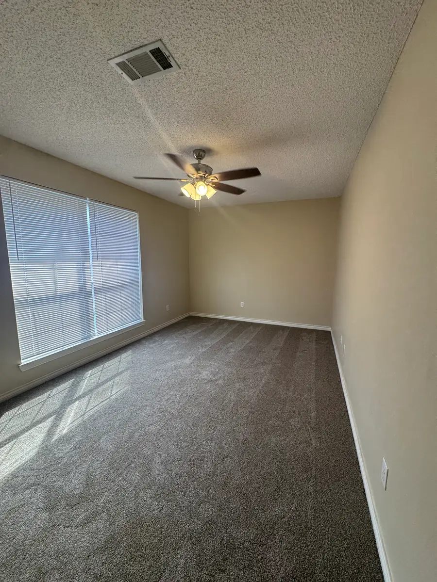 6918 Sayle St, Greenville, TX 75402 - #3