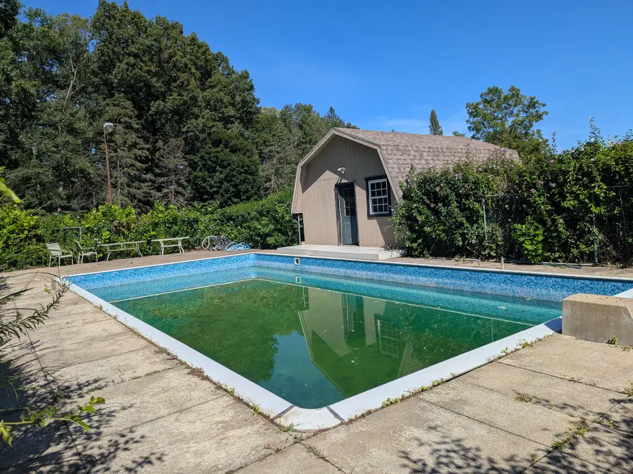 2575 Myersville Road, Uniontown, OH 44685 - Image #2