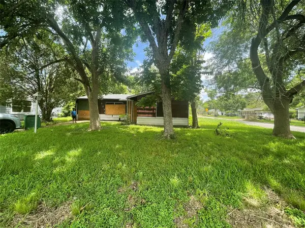 5235 Bellfort Street, Houston, TX 77033