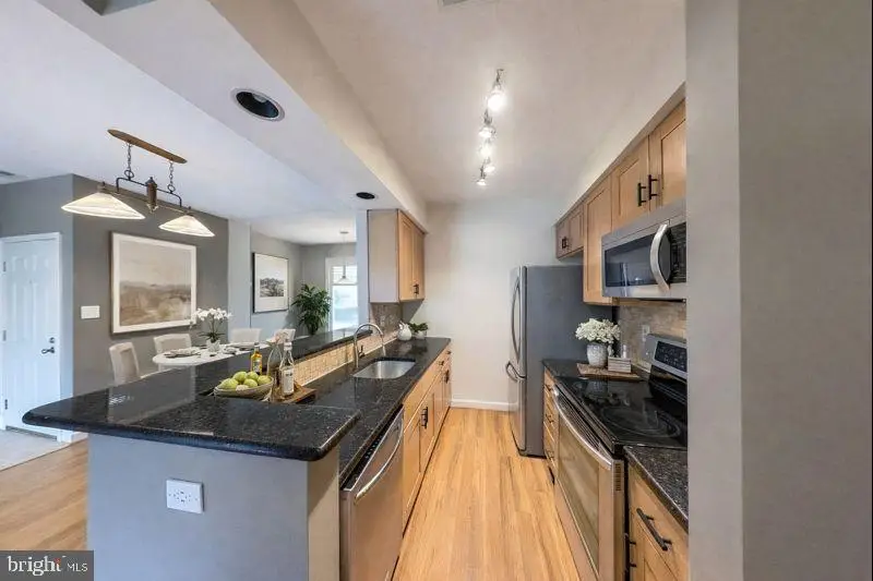 5917 Barbados Place , 27, Rockville, MD 20852 - #3