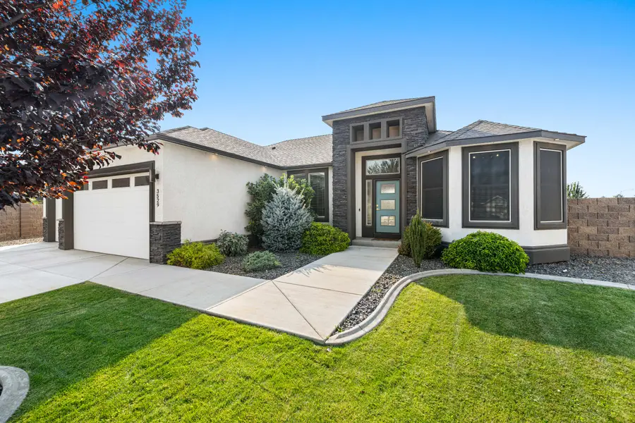 3529 Curtis Dr, West Richland, WA 99353 - #3