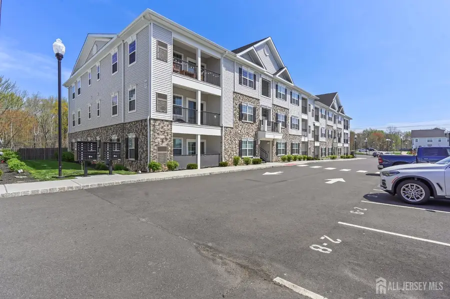 Address Withheld By Seller, Warwick, RI 02886 - #2