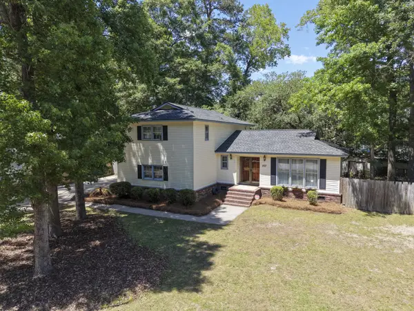 207 Foxcroft Lane, Summerville, SC 29485