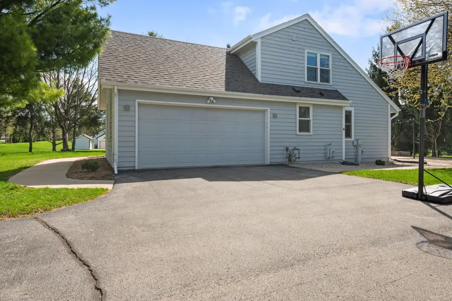 N71W23321 Good Hope Rd, Sussex, WI 53089 - #2