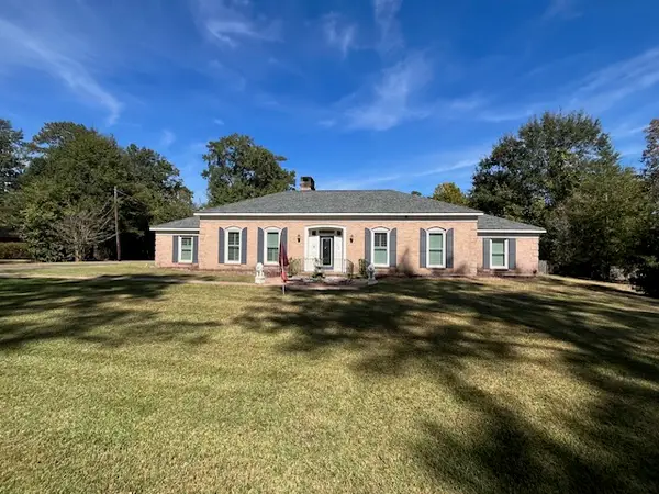 202 N. Boley Dr., Picayune, MS 39466