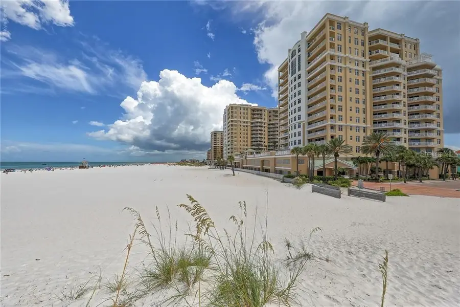 10 PAPAYA STREET #305, Clearwater Beach, FL 33767 - #2