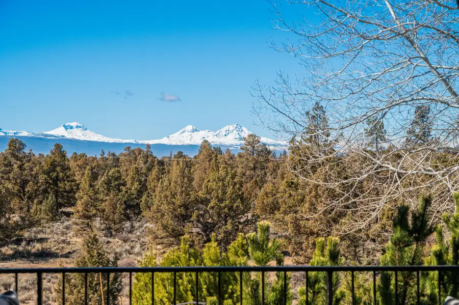 21450 Dale Road, Bend, OR 97701 - #2