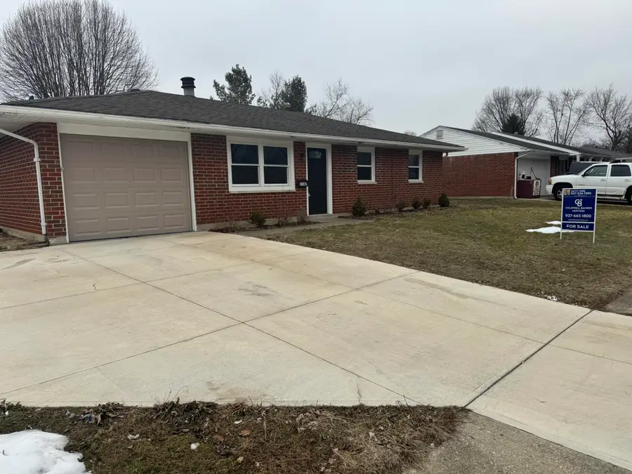 1142 Lee Road, Troy, OH 45373 - #2