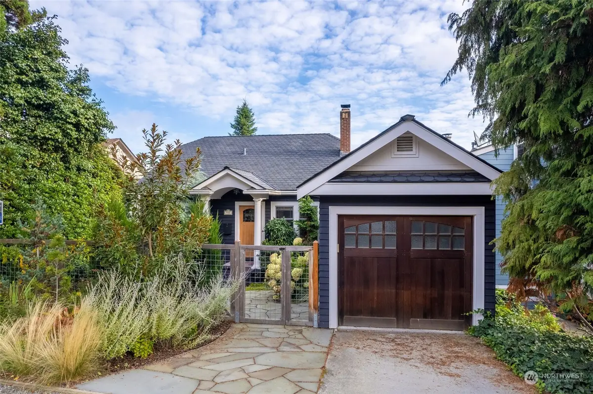 900 W Emerson Street, Seattle, WA 98119 - #1