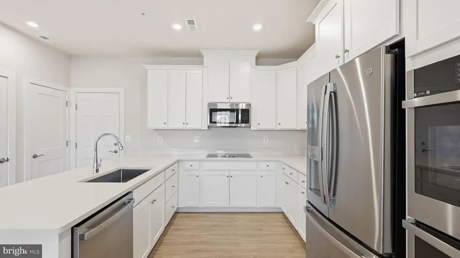 14035 Onyx Street, Woodbridge, VA 22193 - #3