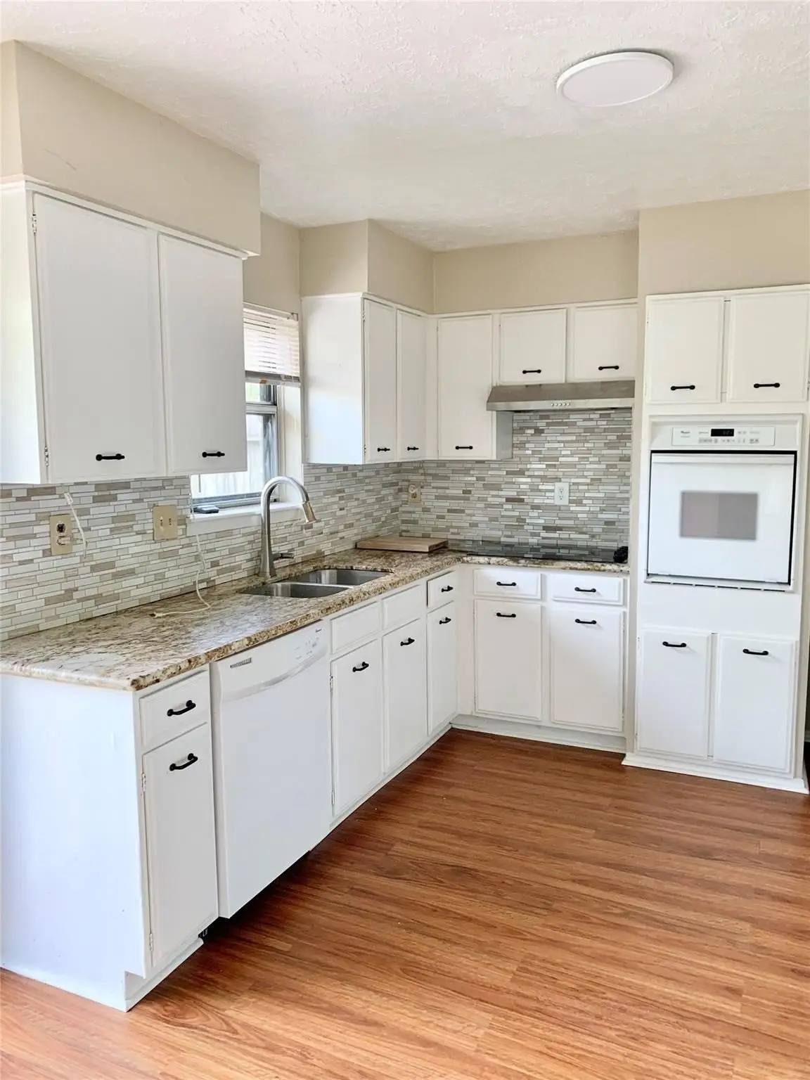 801 E Stadium Court, Friendswood, TX 77546 - #1