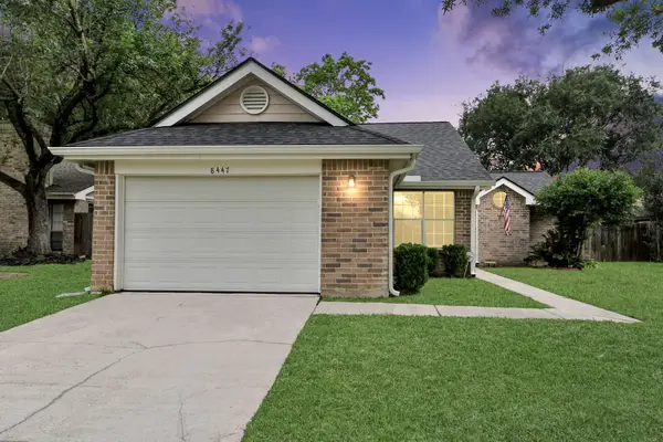 8447 Lake Crystal, Houston, TX 77095