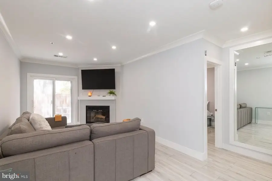 255 S Pickett Street S , 101, Alexandria, VA 22304 - #3