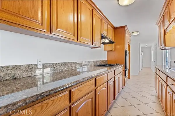10031 San Antonio, South Gate, CA 90280