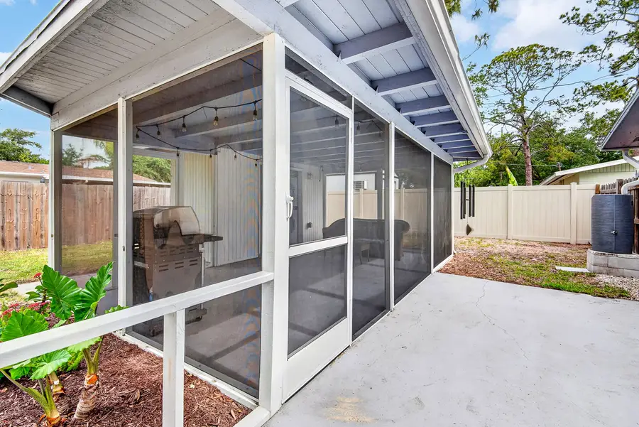 916 Pattison Avenue, Sarasota, FL 34237 - #3