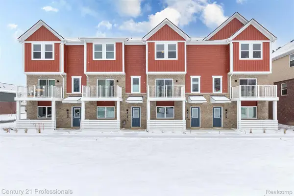 4849 Parkside Lane, Troy, MI 48085