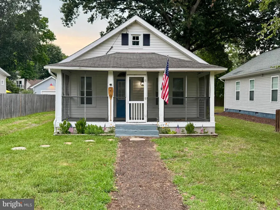 219 Longfellow Avenue, Colonial Beach, VA 22443 - #2