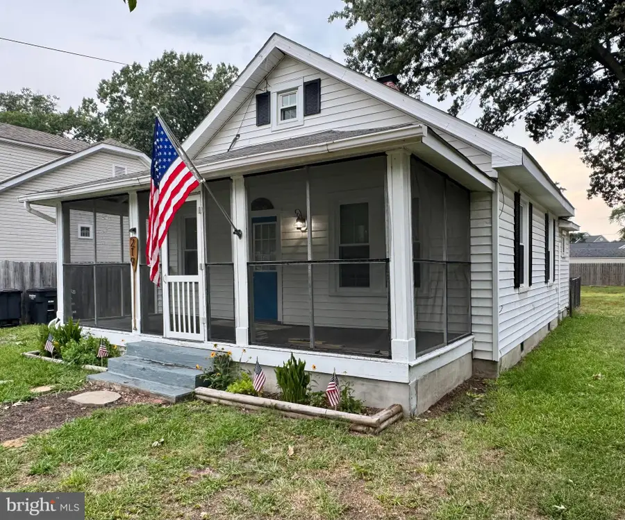 219 Longfellow Avenue, Colonial Beach, VA 22443 - #3