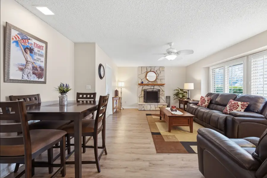 41055 Village 41, Camarillo, CA 93012 - #2