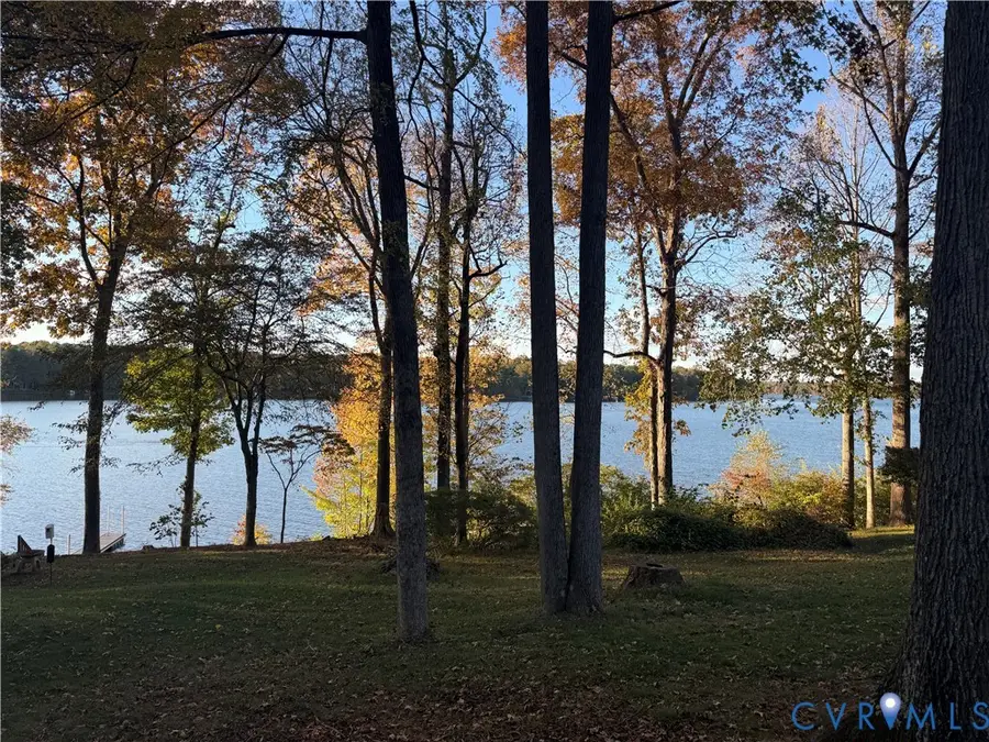 5601 Promontory Pointe Road, Midlothian, VA 23112 - #2