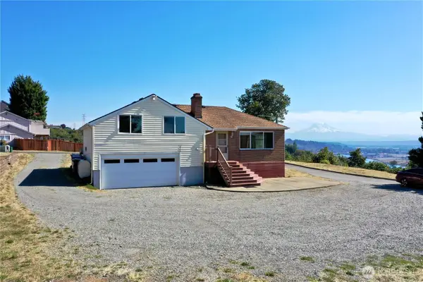 2914 44th Avenue Ne, Tacoma, WA 98422