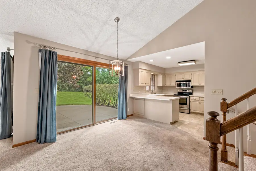 3800 Yukon Rd, Brookfield, WI 53045 - #2