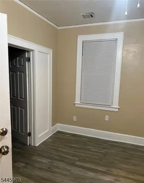 80 Crawford St , 2, East Orange City, NJ 07018-1831