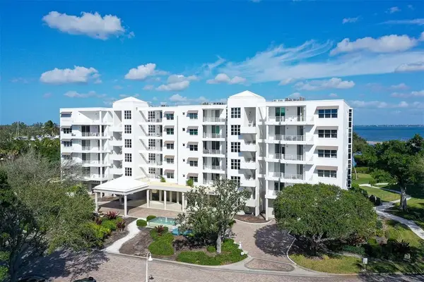 2550 Harbourside Drive #324, LONGBOAT KEY, FL 34228