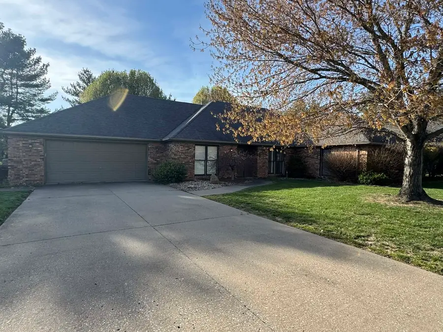 1602 S Eugene Lane, Marion, IL 62959 - #3