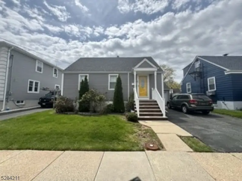 211 Bradford Ave, Linden, NJ 07036-6312 - #1