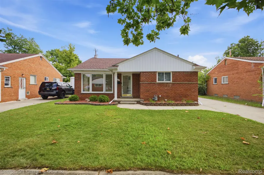 8108 Whitefield Street, Dearborn Heights, MI 48127 - #3