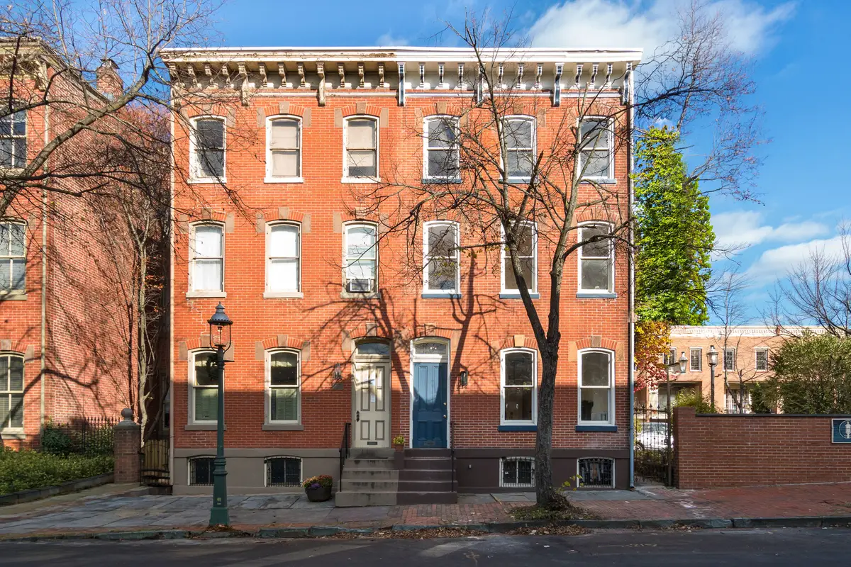 156 Mercer St, Trenton, NJ 08611 - #1