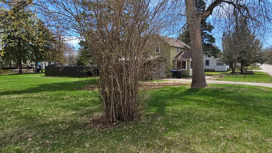 Weed Street #5, Shawano, WI 54166 - #3