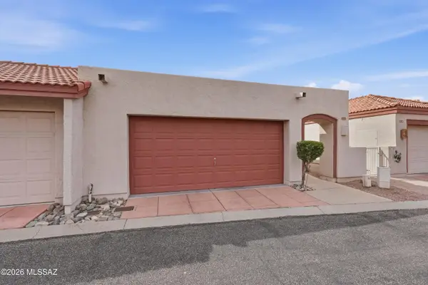 8732 N Arnold Palmer, Tucson, AZ 85742