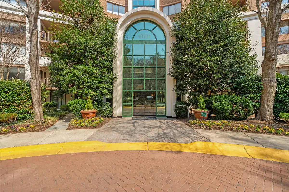 10101 Grosvenor Pl #1907, Rockville, MD 20852 - #1