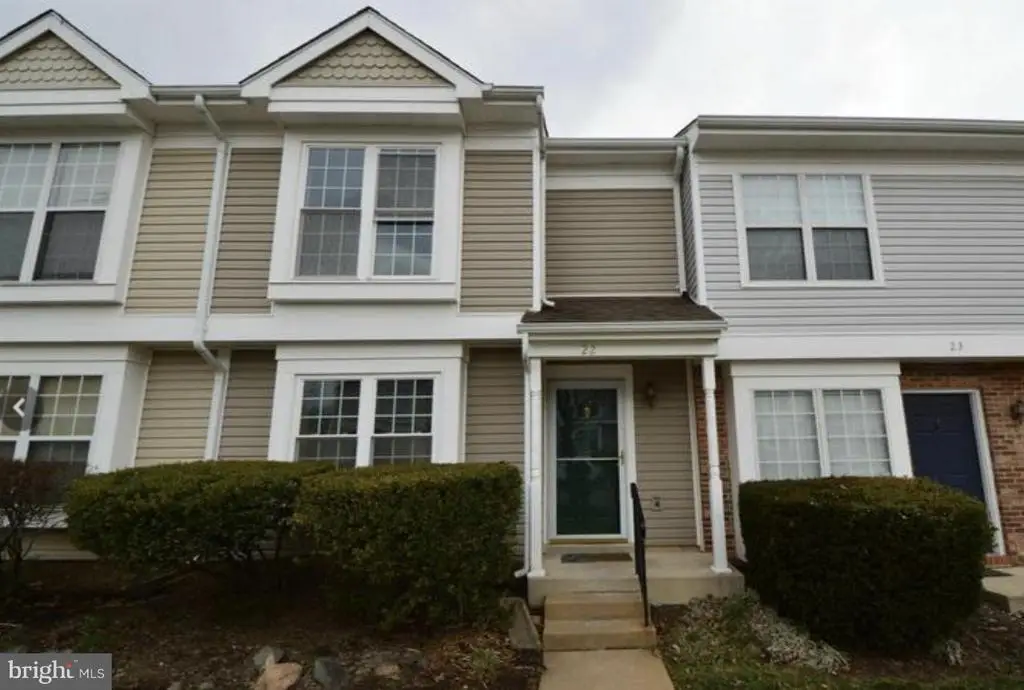 22 Essex Square, Sterling, VA 20164 - #1