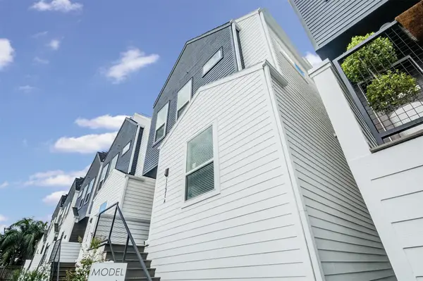 1131 W 17th Street #A, Houston, TX 77008