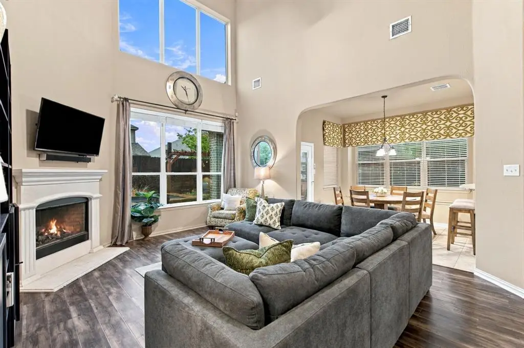 1229 Realoaks Drive, Fort Worth, TX 76131 - #1