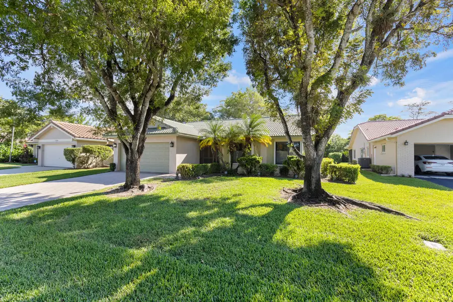 7974 Cloverfield Circle, Boca Raton, FL 33433 - Image #2