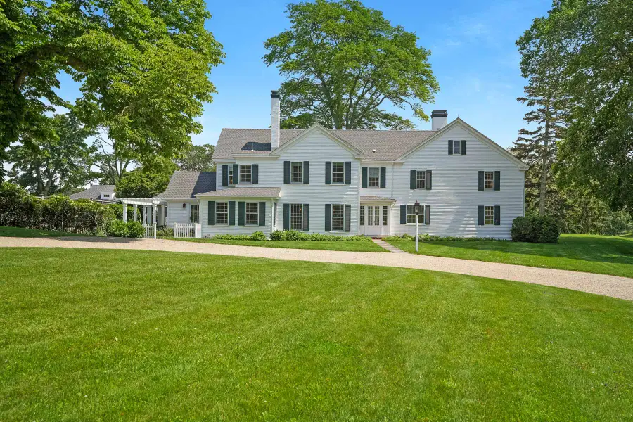 31 Lambert's Cove Rd., Tisbury, MA 02568 - #3