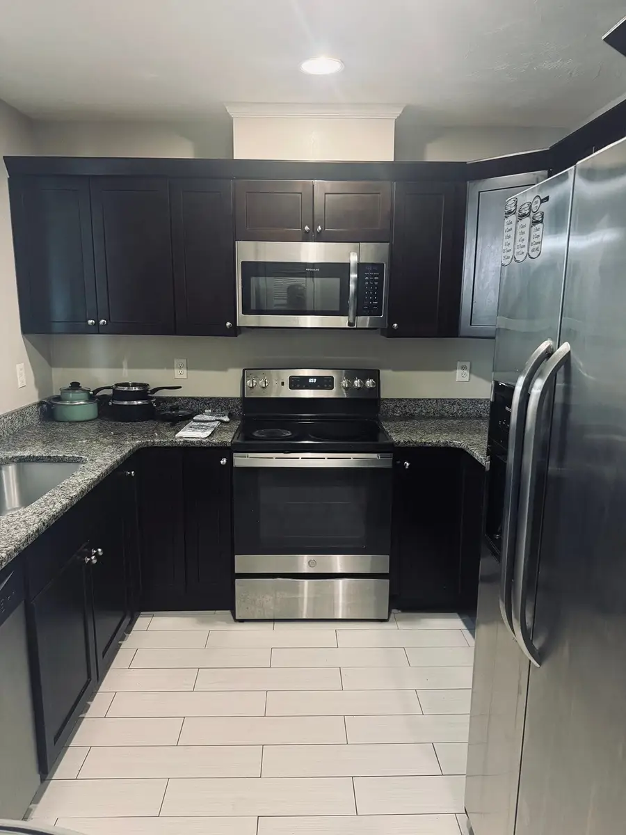 4D Marc Dr. #5, Plymouth, MA 02360 - #2