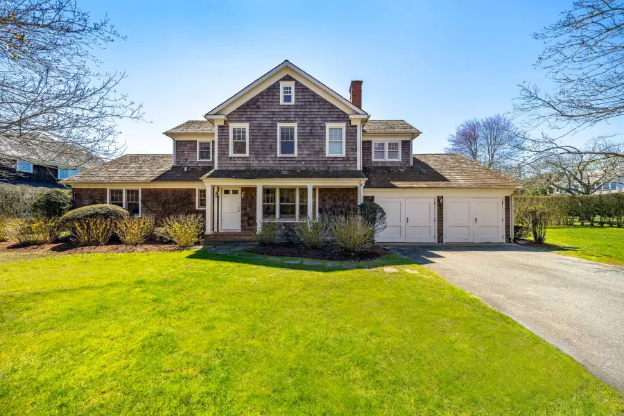 125 Hildreth Lane, Bridgehampton, NY 11932 - Image #2