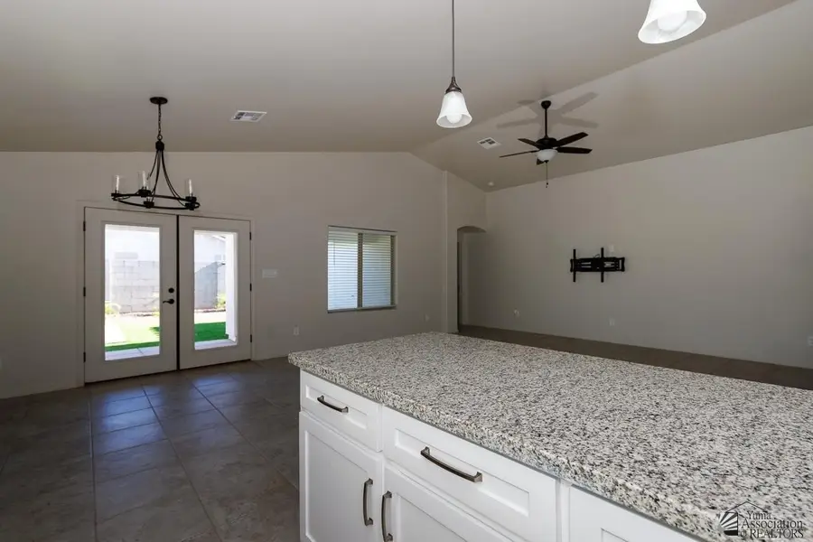 8649 E 41 ST, Yuma, AZ 85365 - #3