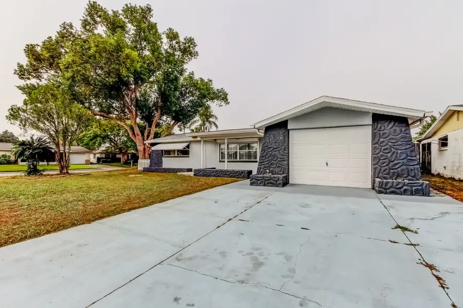 3735 Mynabird Dr, New Port Richey, FL 34652 - #2