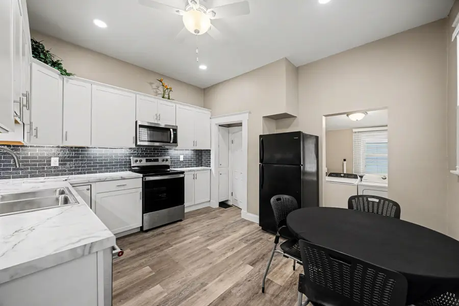 704 W 35th Street, Covington, KY 41015 - #3